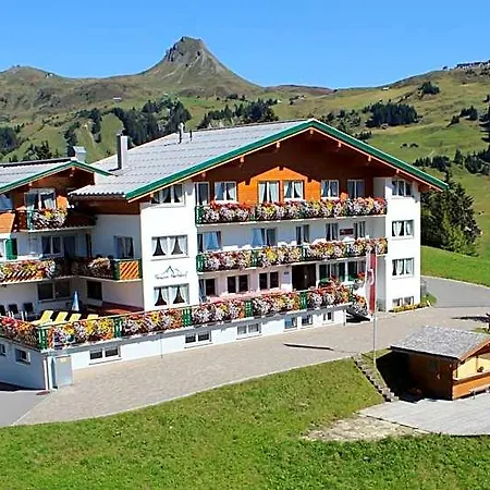 Hertehof Hotell 3*