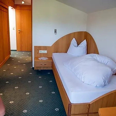 Hertehof Hotell 3*